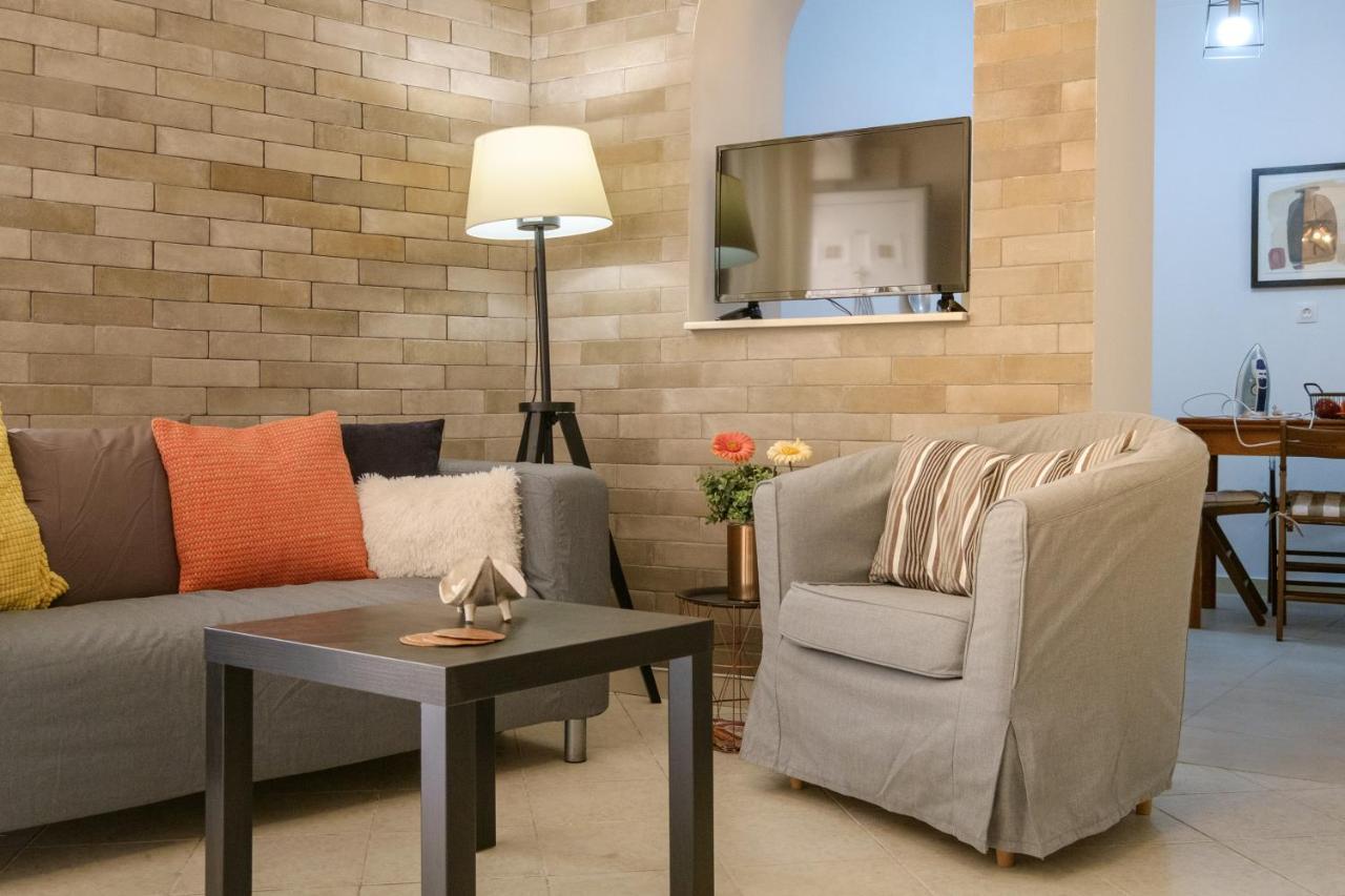 Home With Courtyard In Beating Heart Of Old Town! Chania  Екстер'єр фото