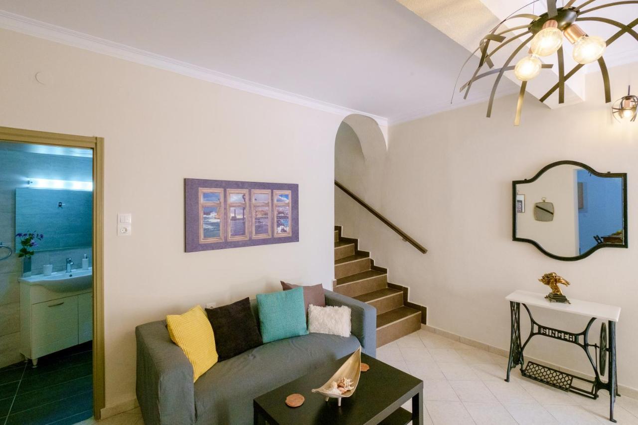 Home With Courtyard In Beating Heart Of Old Town! Chania  Екстер'єр фото